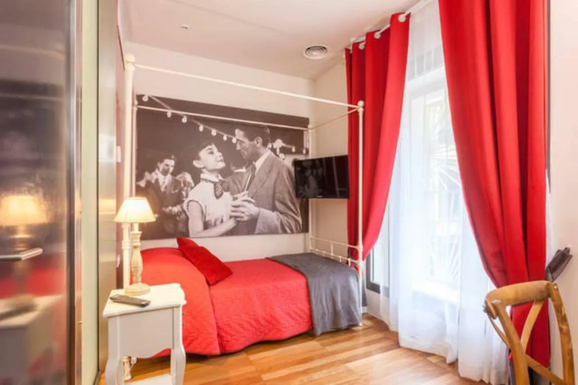 Vacanze Romane Rooms 2*, Roma Italia