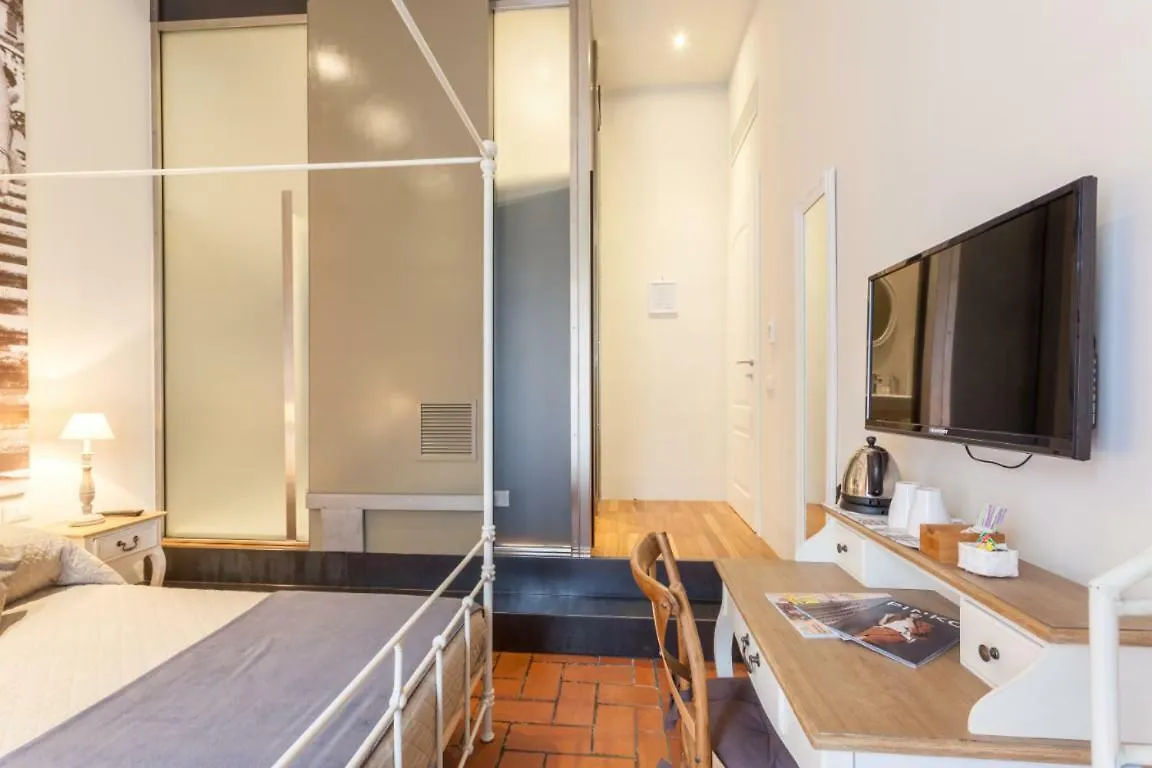 5 Rooms Apartment For 7 People Near Coloseum Ρώμη