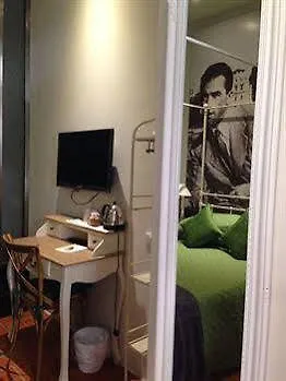 5 Rooms Apartment For 7 People Near Coloseum Rome 2*,  Italy