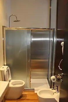 5 Rooms Apartment For 7 People Near Coloseum Rome
