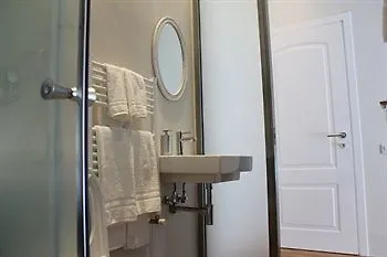 5 Rooms Apartment For 7 People Near Coloseum Rome