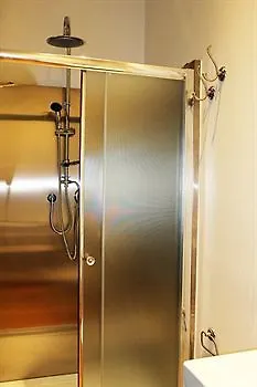 5 Rooms Apartment For 7 People Near Coloseum Rome Guest house